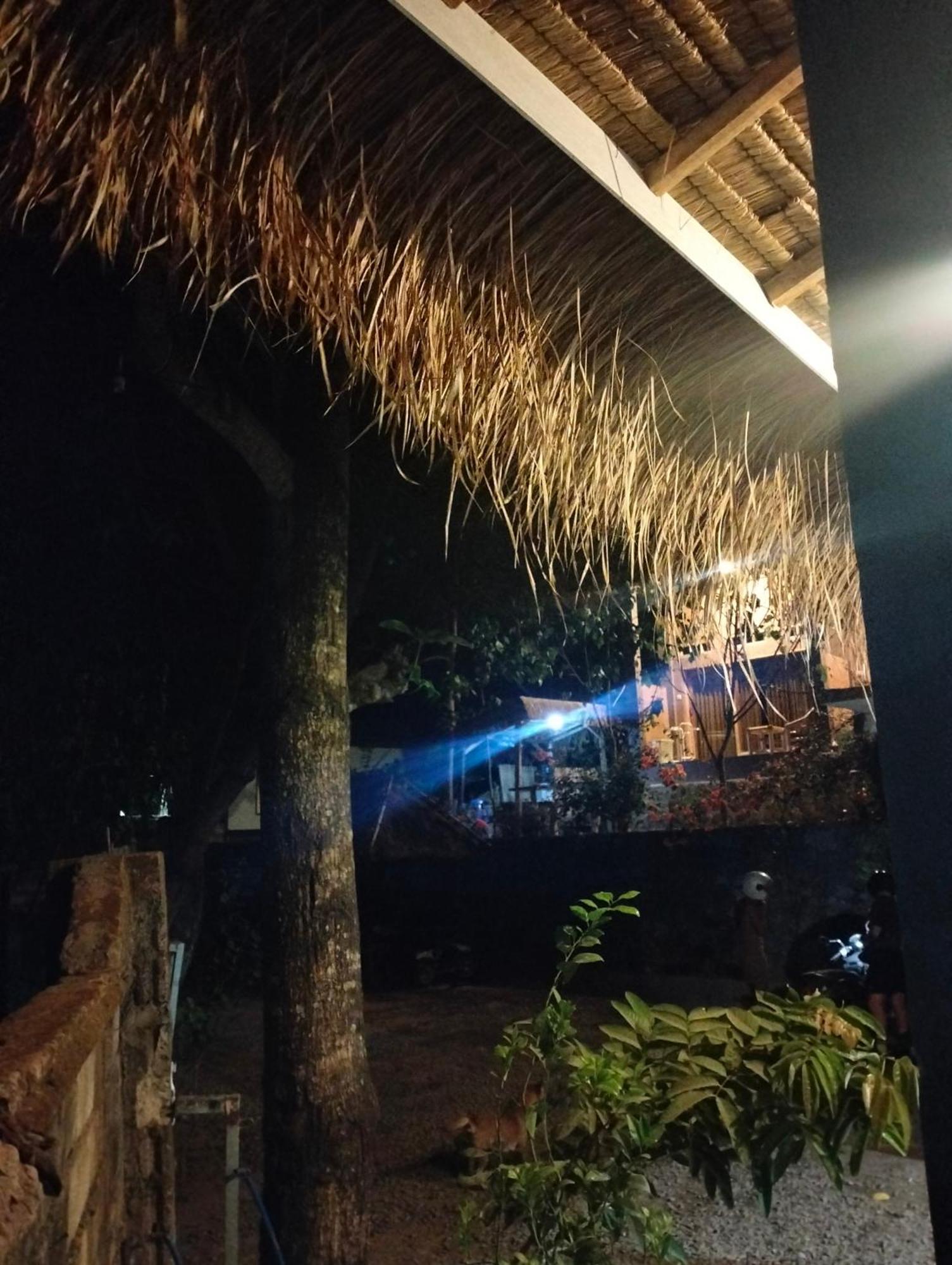 Fullmoon Homestay Kuta  Exterior photo