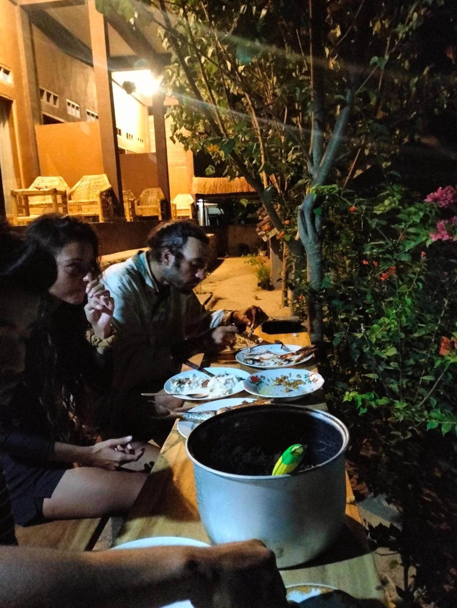 Fullmoon Homestay Kuta  Exterior photo