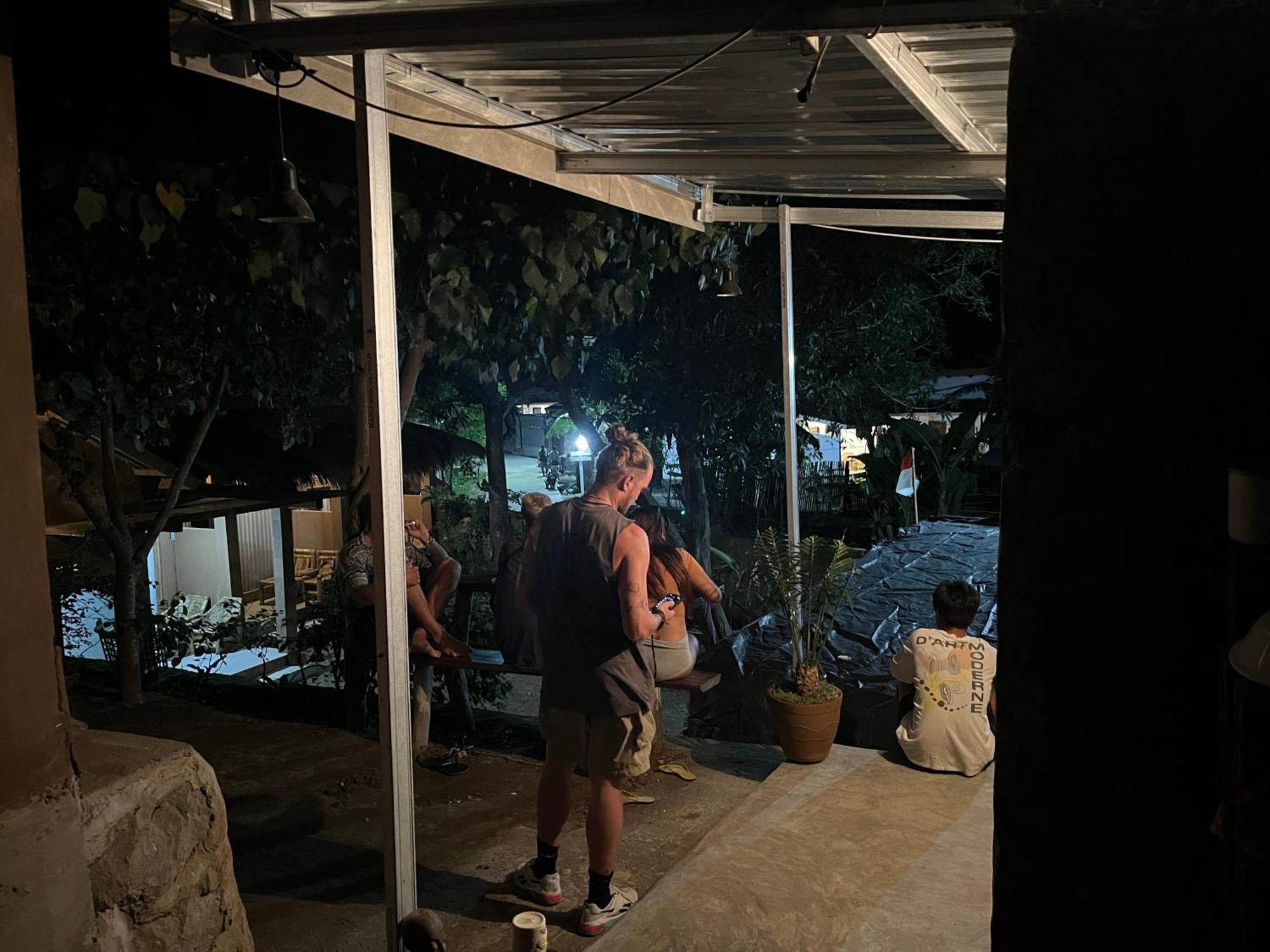 Fullmoon Homestay Kuta  Exterior photo